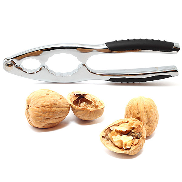 En elegant Hasselnöt (Komplett) med ett längre produktnamn, Liten nöt med hårt skal med naturligt utseende och känsla. Detaljerad utformning med realistiskt bladverk. 5